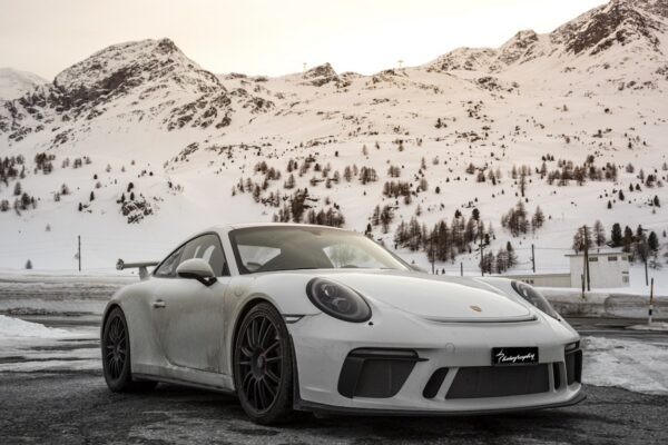 2022 Porsche 911 GT3 in Guards Red
