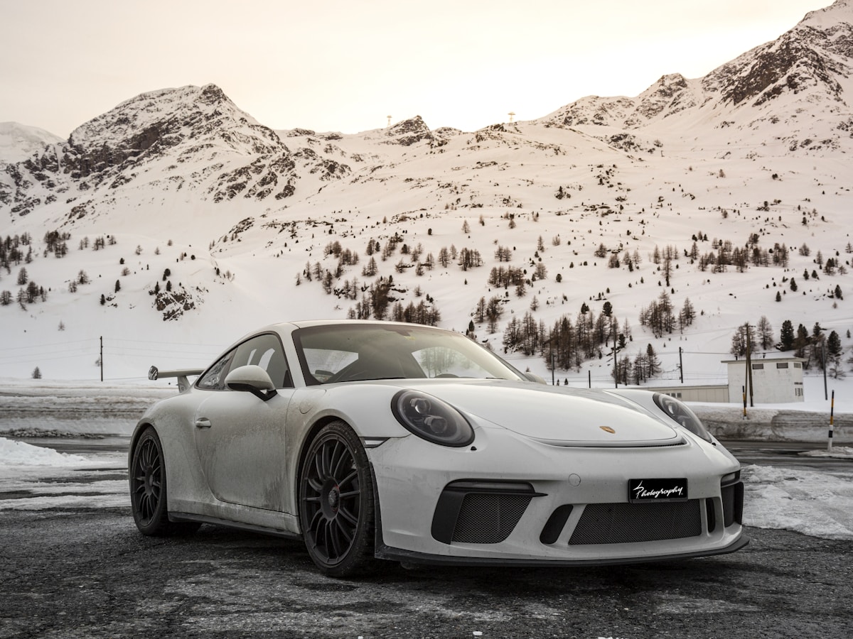 2022 Porsche 911 GT3 in Guards Red